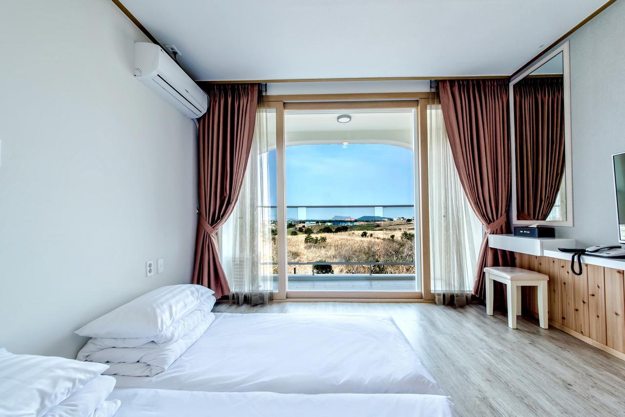 Go To Bed Resort Seogwipo-stad Buitenkant foto