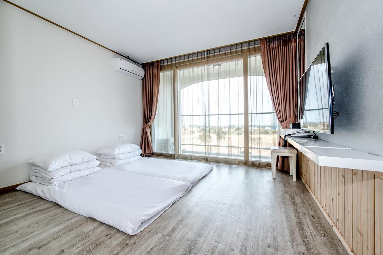 Go To Bed Resort Seogwipo-stad Buitenkant foto