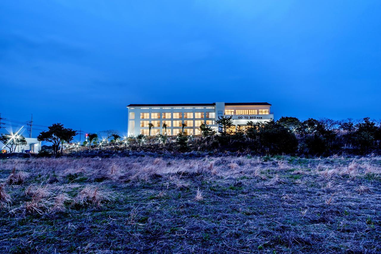 Go To Bed Resort Seogwipo-stad Buitenkant foto