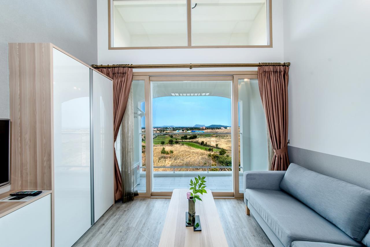 Go To Bed Resort Seogwipo-stad Buitenkant foto