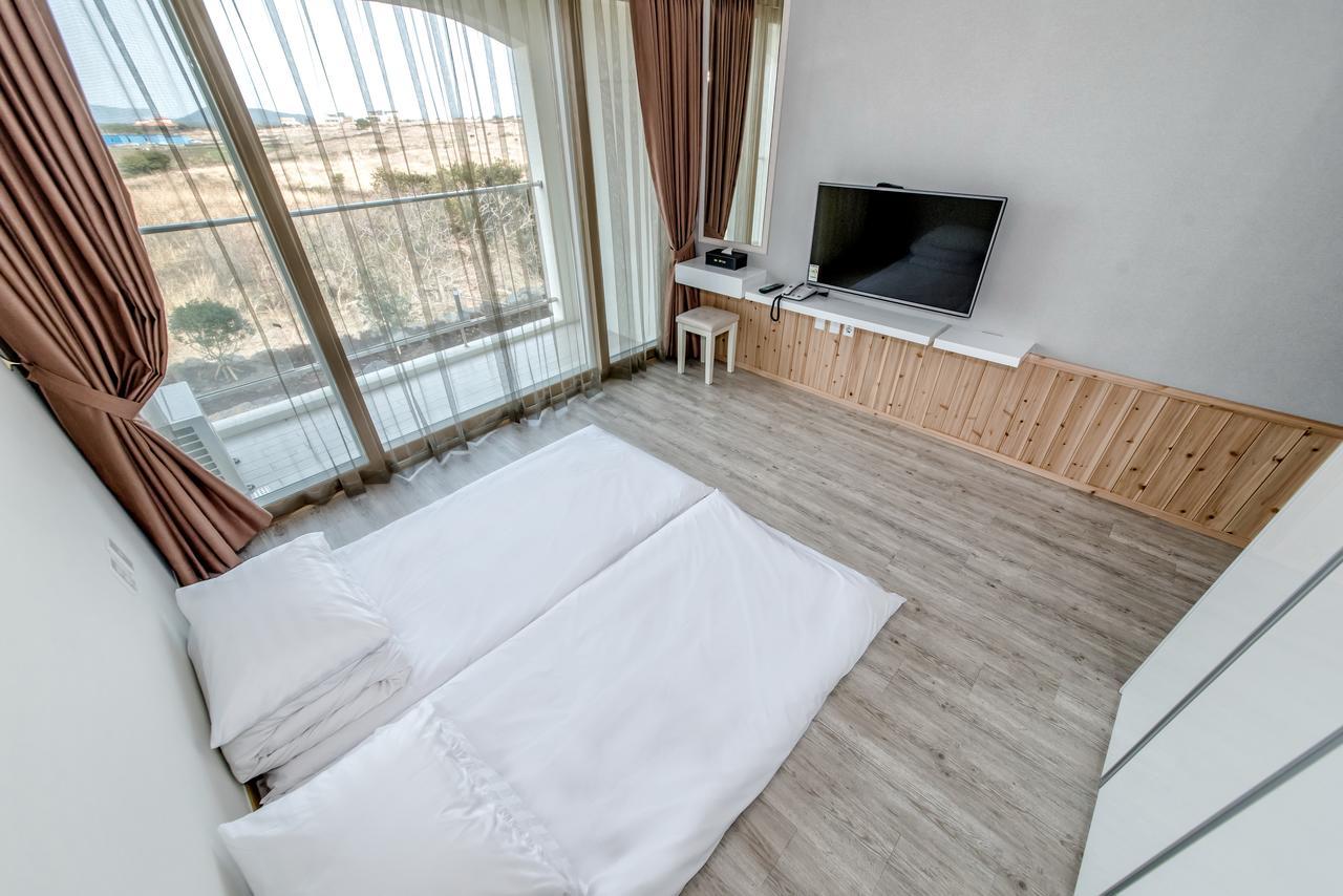 Go To Bed Resort Seogwipo-stad Buitenkant foto