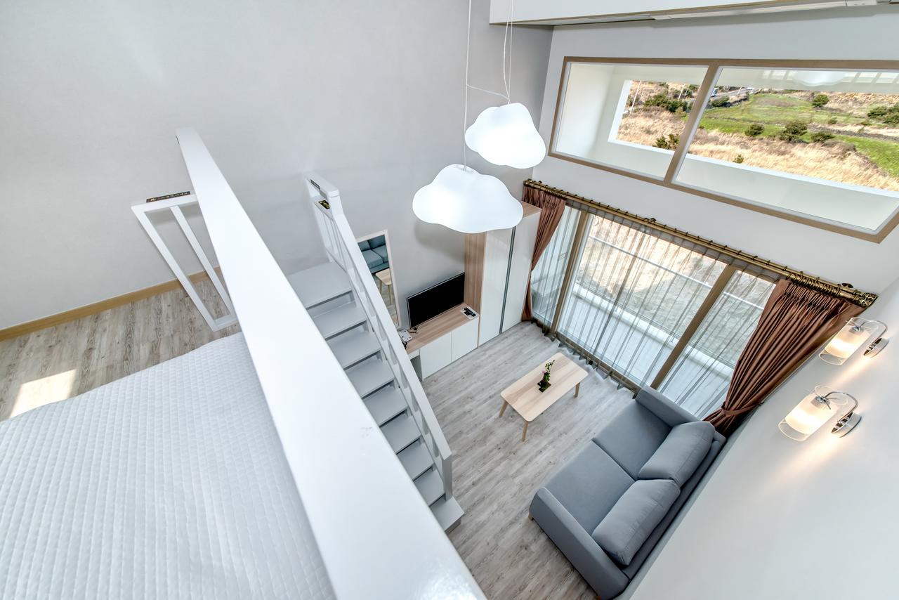Go To Bed Resort Seogwipo-stad Buitenkant foto